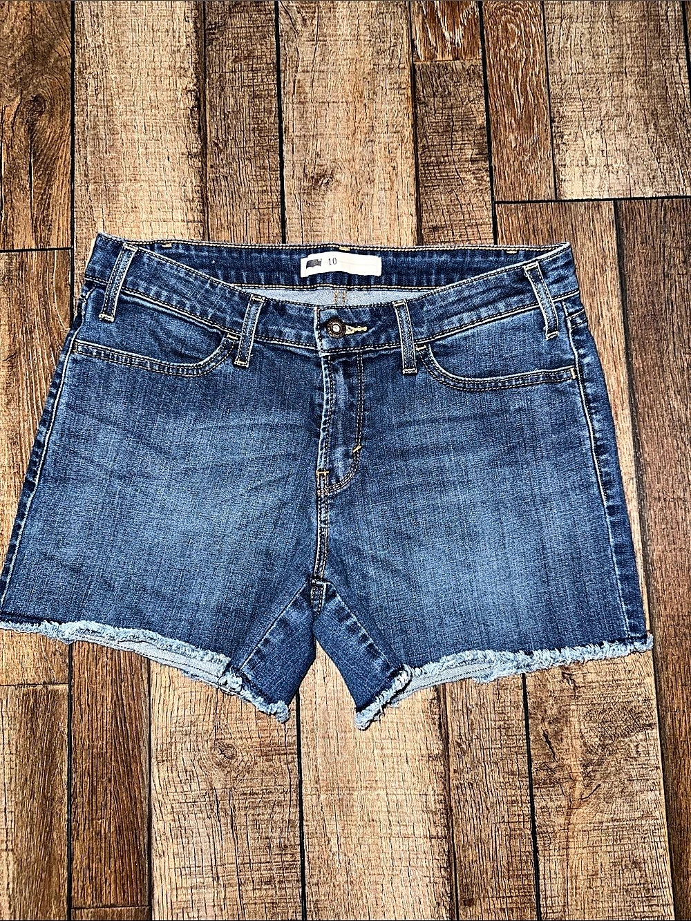 Levi's Women's Denim Jean Shorts Size 12